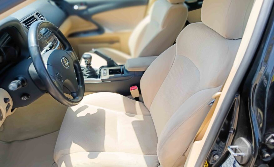 LEXUS IS 220D SPORT _ 177 cv _ 2008 _ 139.000 kms _ Diesel _ Hasta 500€ de descuento por financiación _ Desde 152€/mes
