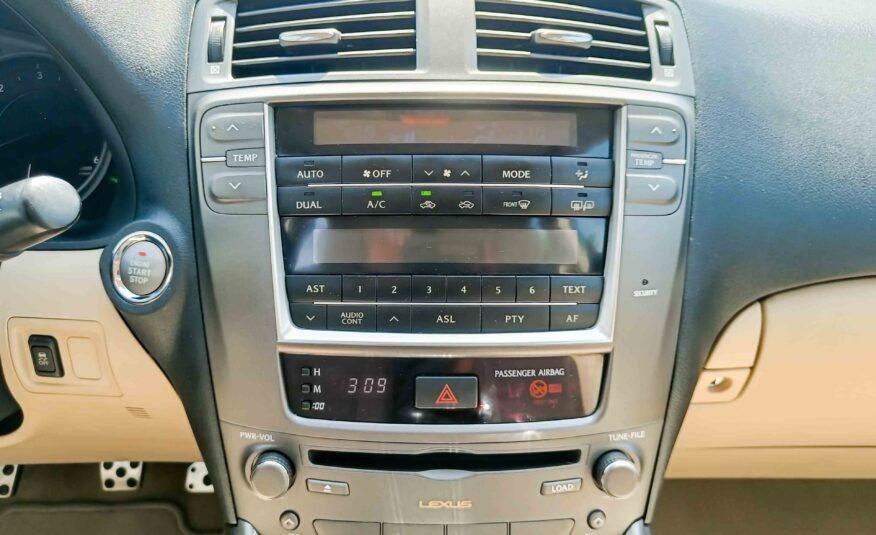 LEXUS IS 220D SPORT _ 177 cv _ 2008 _ 139.000 kms _ Diesel _ Hasta 500€ de descuento por financiación _ Desde 152€/mes