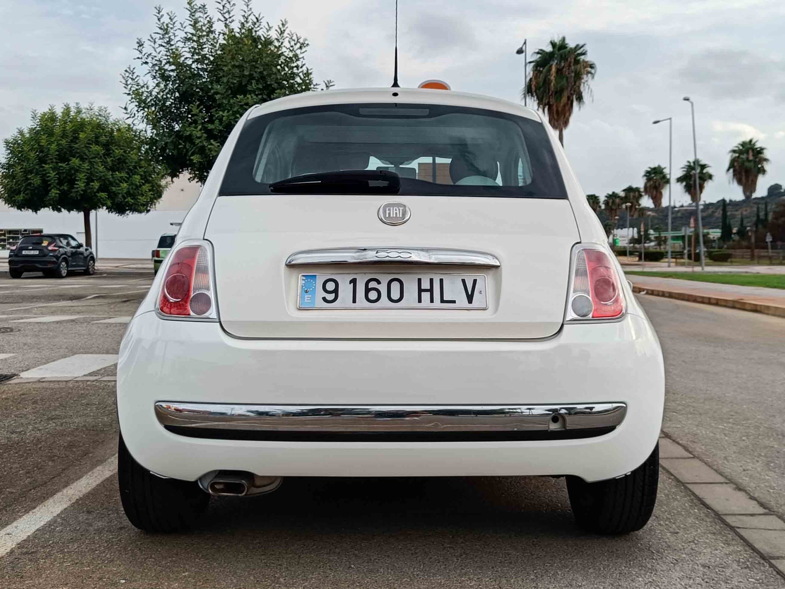FIAT 500 _ 70cv _ 2012 _ 69.000 kms _ Gasolina _ desde 121€/mes _ hasta 300€ de descuento por financiación