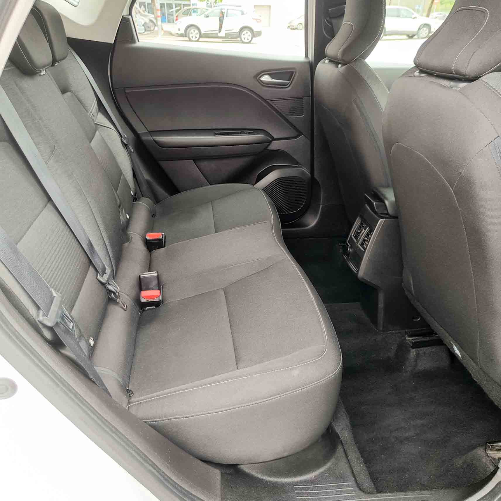 RENAULT CAPTUR TCE INTENSE GLP _ 101cv _ 2021 _ 146.000 kms _ Desde 179€/mes _ Hasta 700€ de descuento por financiación