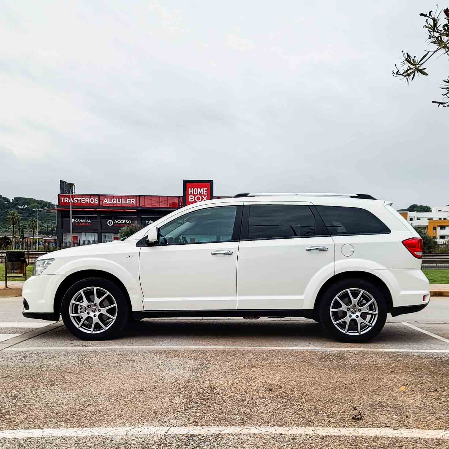 FIAT FREEMONT 2.0 DIESEL _ 140cv _ 2012 _ 135.000 kms _ Desde 166€/mes _ Descuento de hasta 600€ por financiación