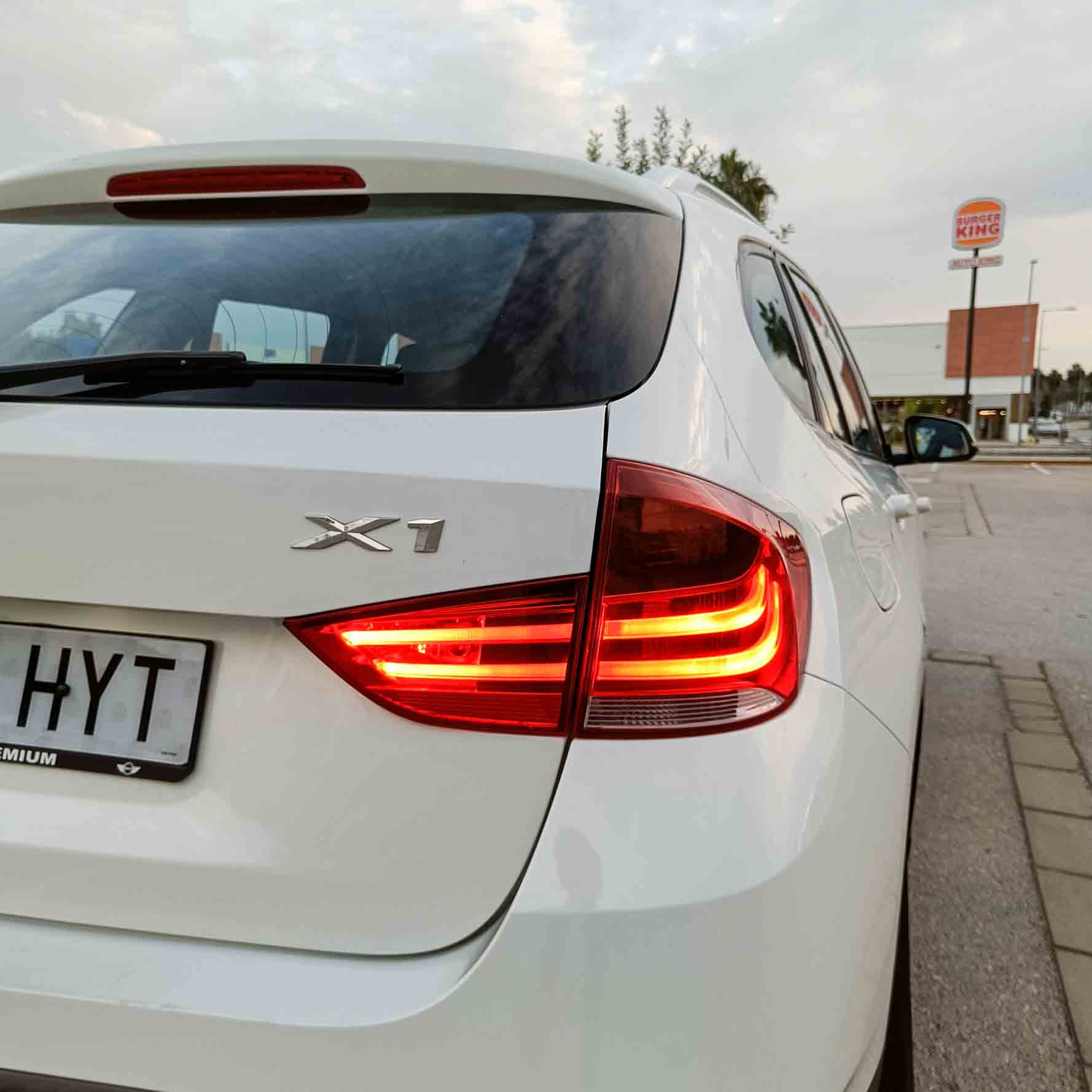 BMW X1 sDrive 18d 2.0 d _ 143cv _ 2014 _ 95.000 kms _ Diesel _ AUT. _ Desde 214€/mes _ Hasta 500€ por financiación