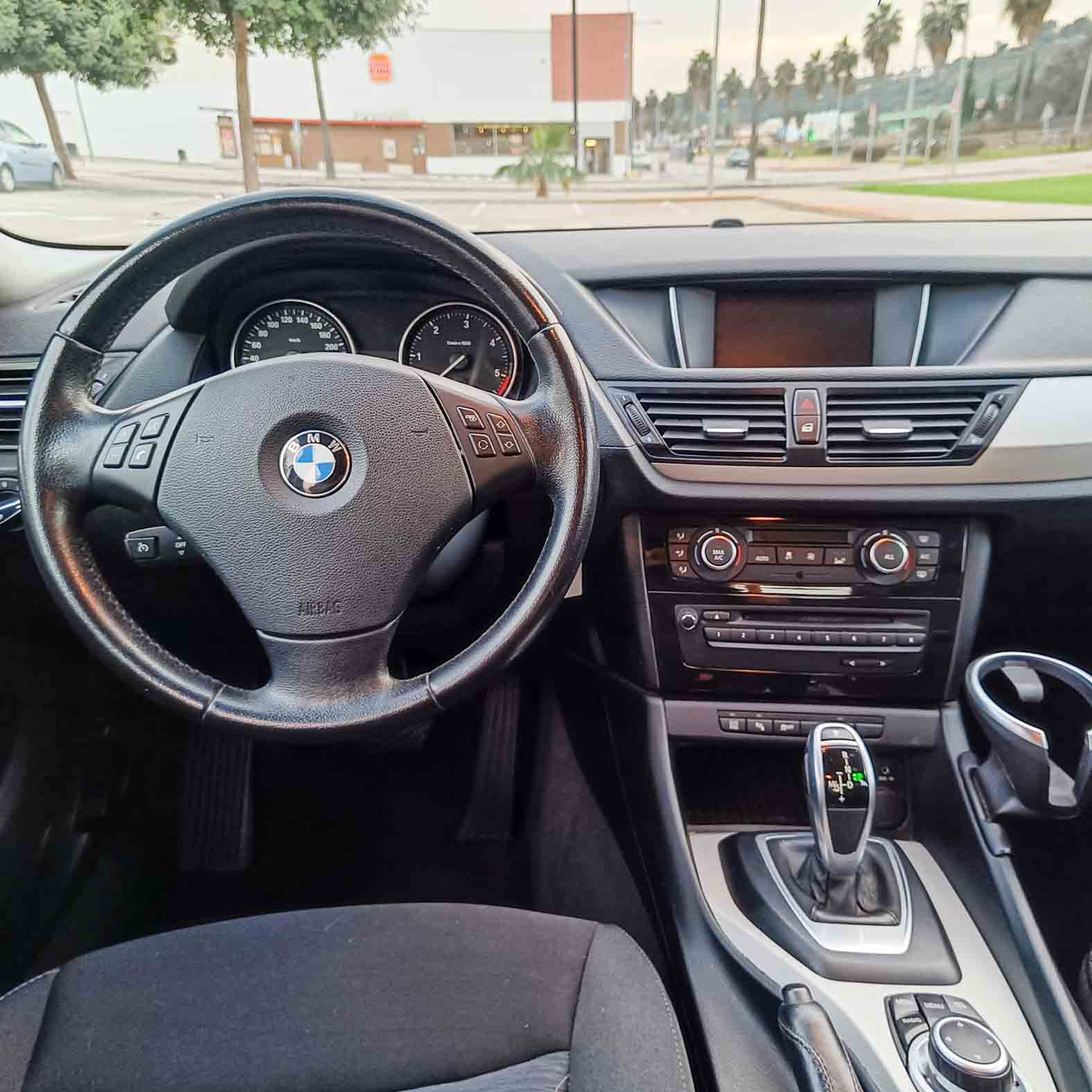 BMW X1 sDrive 18d 2.0 d _ 143cv _ 2014 _ 95.000 kms _ Diesel _ AUT. _ Desde 214€/mes _ Hasta 500€ por financiación