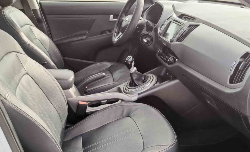 KIA SPORTAGE 1.6 GDI CONCEPT 4X2 _ 135cv _ 2016 _ 159.000 kms _ Gasolina _ Desde 166€/mes _ Hasta 500€ de descuento por financiación
