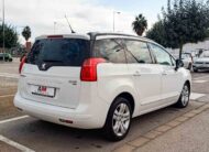 PEUGEOT 5008 ALLURE CMP 1.6 e-HDi 16V _ 2012 _ 112cv _ 7 plazas _  Automático _ 160.000 kms _ Diesel _ desde 172€/mes _ hasta 500€ de descuento por financiación