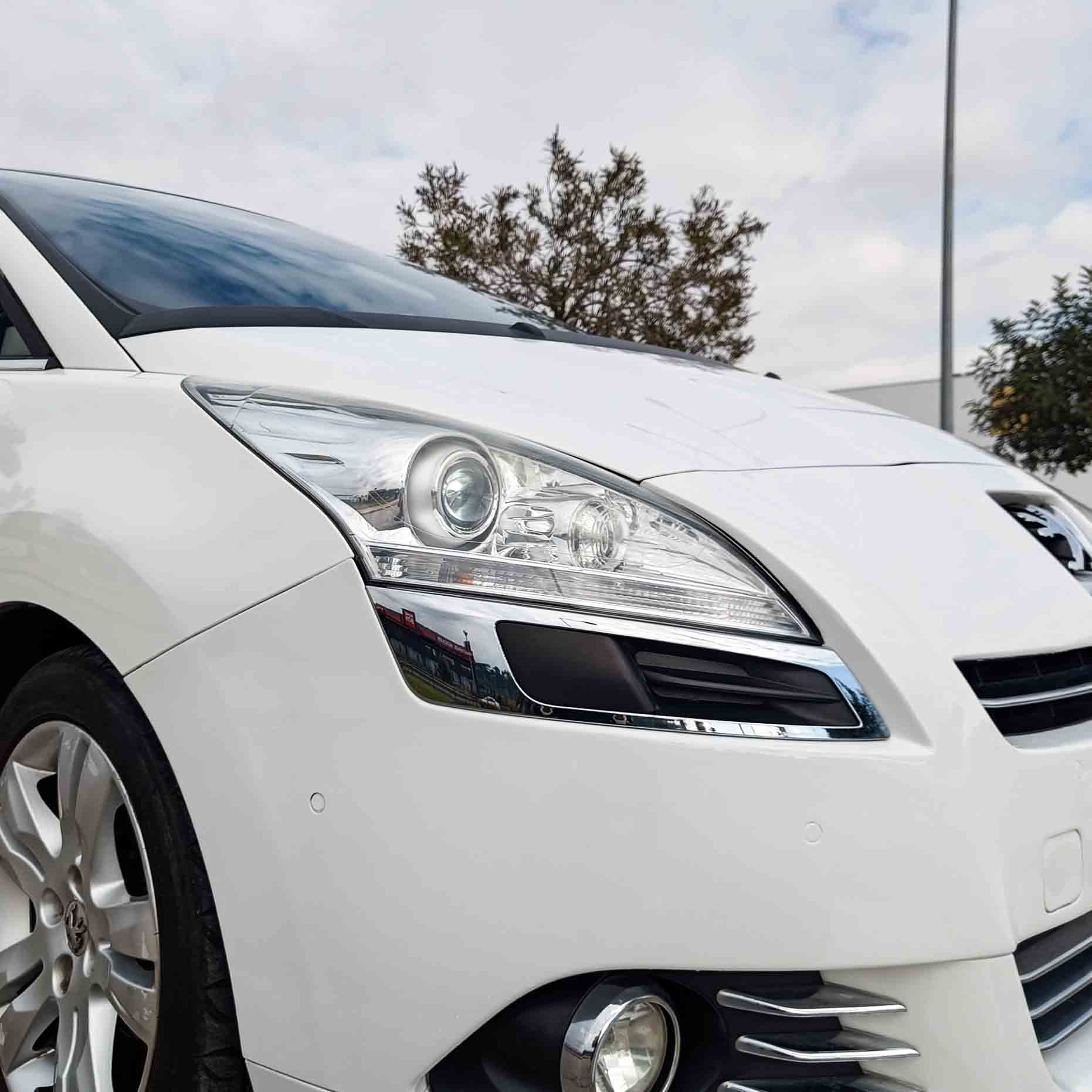 PEUGEOT 5008 ALLURE CMP 1.6 e-HDi 16V _ 2012 _ 112cv _ 7 plazas _  Automático _ 160.000 kms _ Diesel _ hasta 400€ de descuento por financiación