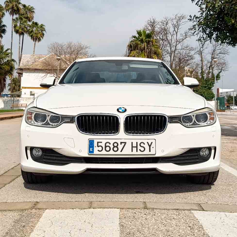 BMW SERIE 3 (F30) 316d 2.0 TD DPF _ 116 cv _ 2013 _ 129.000 kms _ Diesel _ desde 170€/mes _ hasta 600€ descuento por financiación