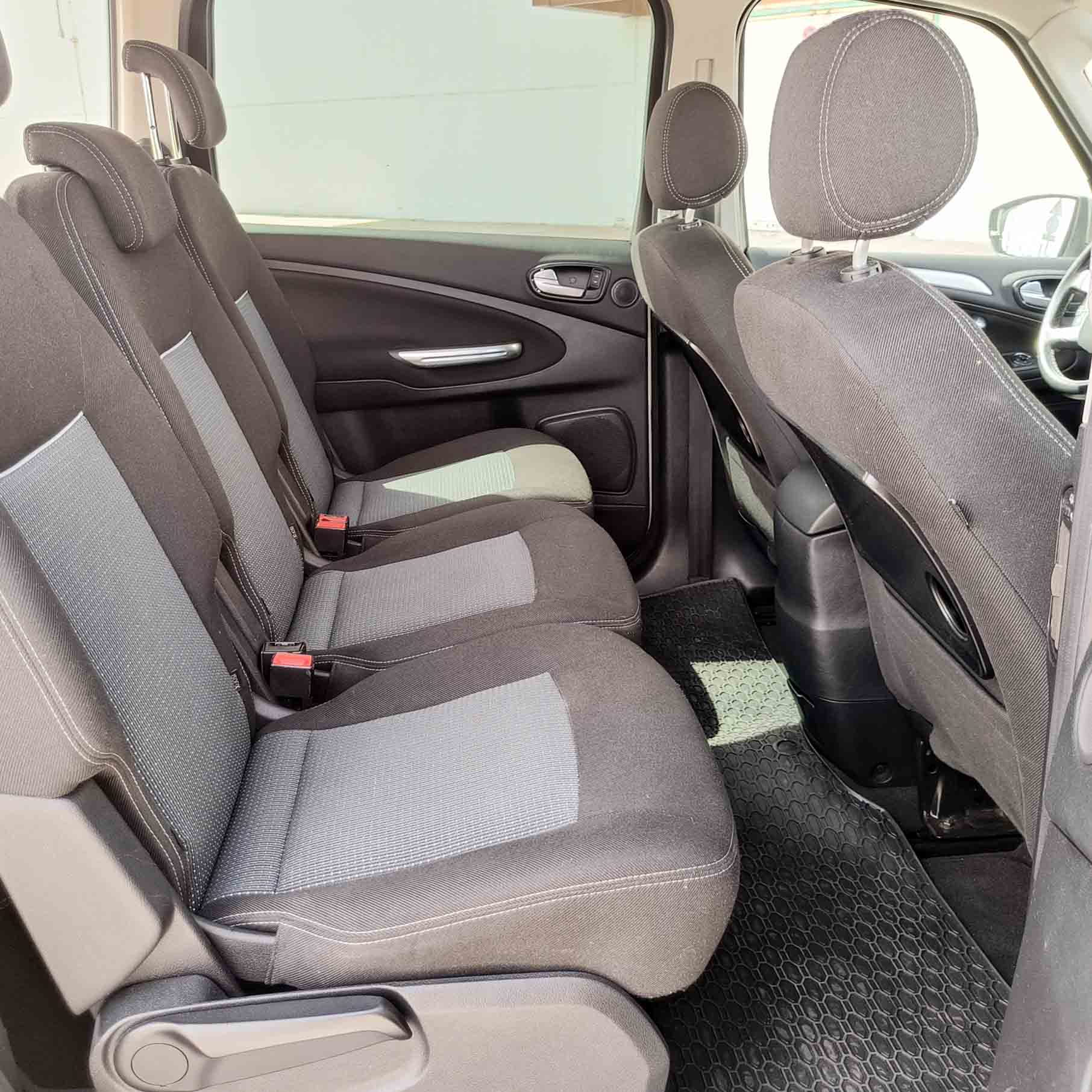 FORD GALAXY 2.0 TDCI TITANIUM POWERSHIFT_ 140cv _ 2014 _ 285.000 kms _ Diesel _ AUT. _ 7 pl. _ Hasta 500€ de descuento por financiación