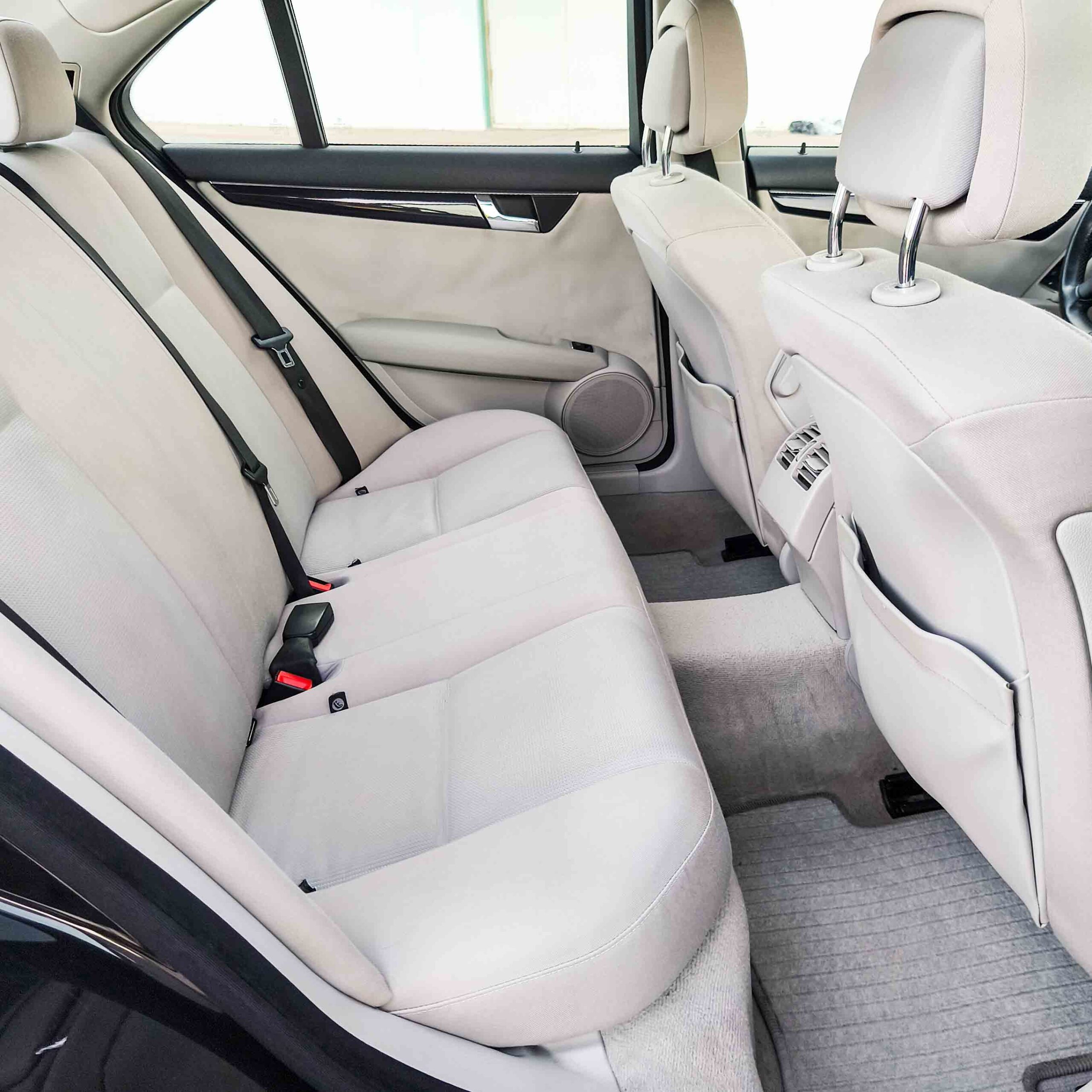 MERCEDES-BENZ CLASE C 220CDI (W204)  BE CLASSIC _ 2011 _ 170cv _ 229.000 kms _ Diesel _ Manual _ Hasta 510€ de descuento por financiación