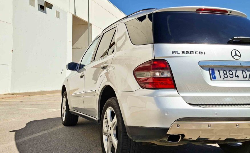 MERCEDES-BENZ CLASE M (W164) ML 320CDI _ AUTOMÁTICO _ 4×4 _ 2006 _ 135.000 kms _ Diesel
