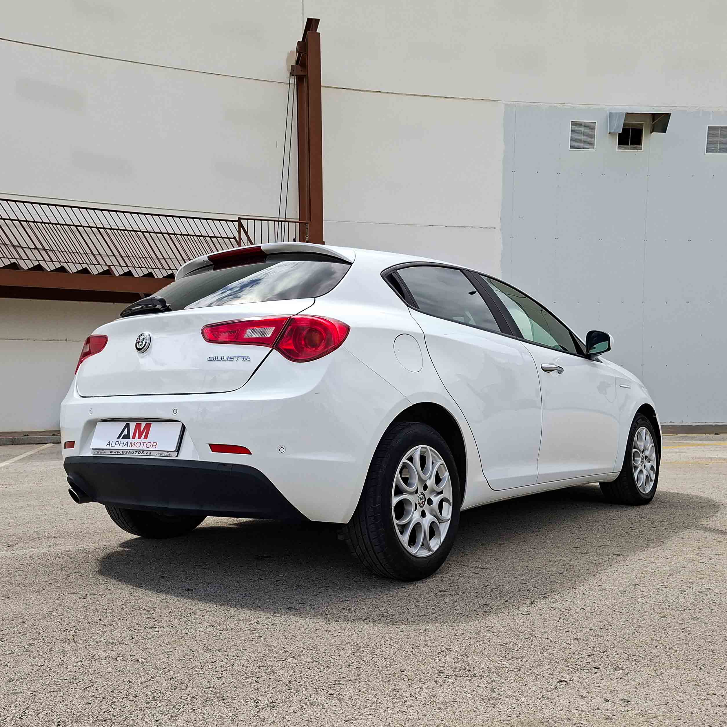 ALFA ROMEO GIULIETTA 1.6JTD_ 120cv _ 2017 _ 135.000 kms _ Diesel _ Hasta 490€ de descuento por financiación