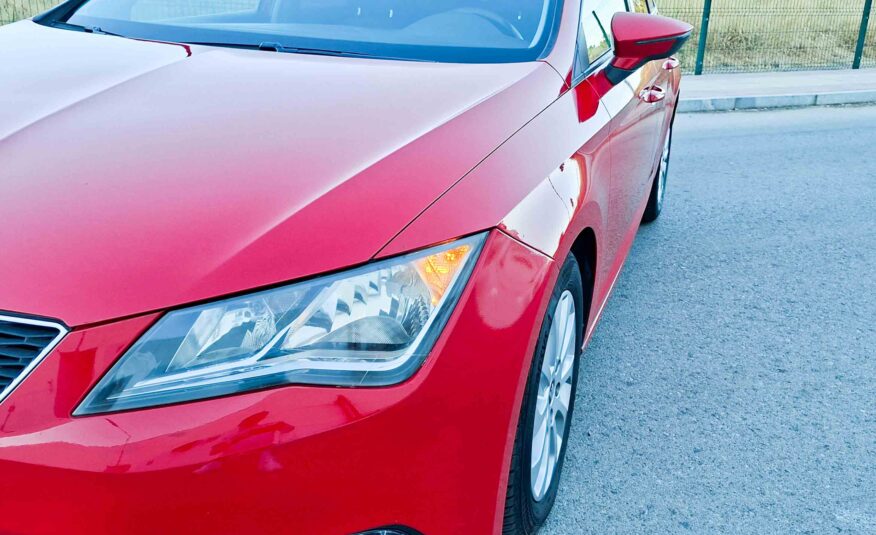 SEAT LEON ST 1.6 TDI CR S&S STYLE 110 _ 110cv _ 2016 _ 190.000 kms _ Diesel _ Hasta 500€ de descuento por financiación
