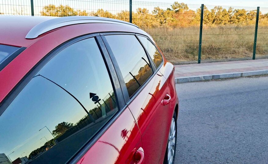 SEAT LEON ST 1.6 TDI CR S&S STYLE 110 _ 110cv _ 2016 _ 190.000 kms _ Diesel _ Hasta 500€ de descuento por financiación