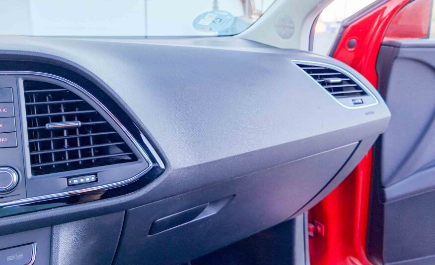 SEAT LEON ST 1.6 TDI CR S&S STYLE 110 _ 110cv _ 2016 _ 190.000 kms _ Diesel _ Hasta 500€ de descuento por financiación
