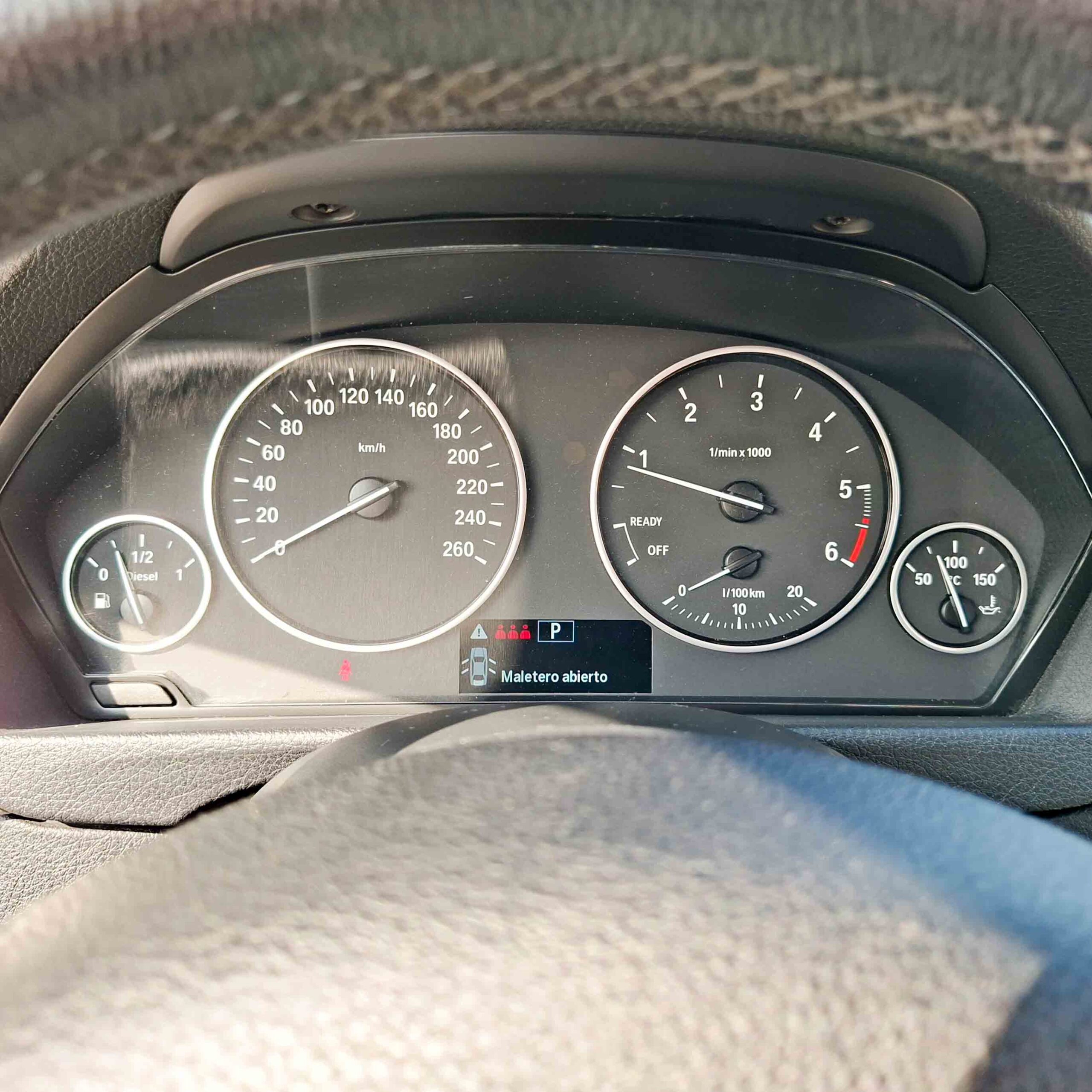 BMW SERIE 3 f31 320DA TOURING _ 184cv _ 2014 _ 219.000 kms _ Diesel _ AUT. _ Hasta 600 € de descuento por financiación