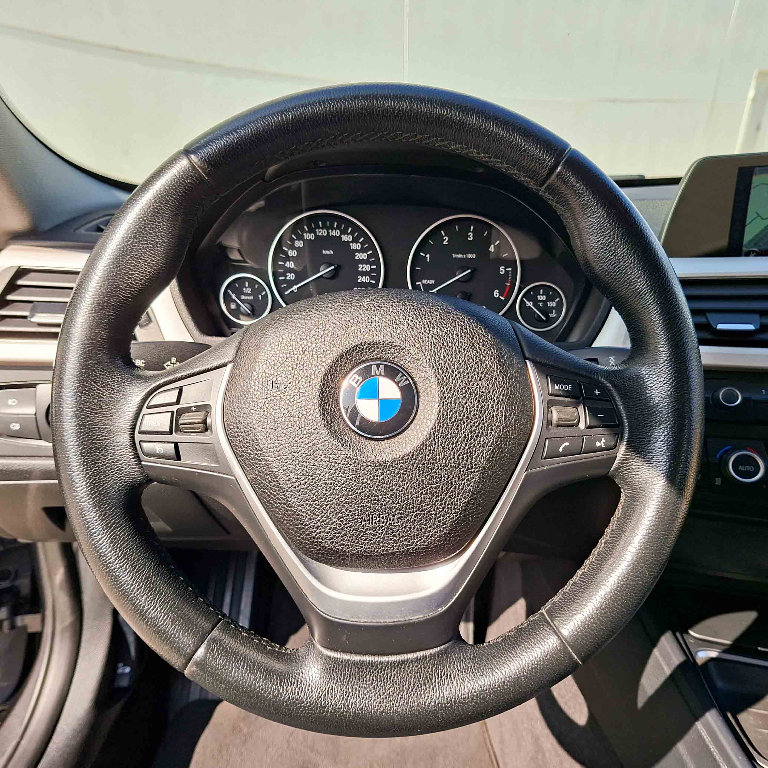 BMW SERIE 3 f31 320DA TOURING _ 184cv _ 2014 _ 219.000 kms _ Diesel _ AUT. _ Hasta 600 € de descuento por financiación