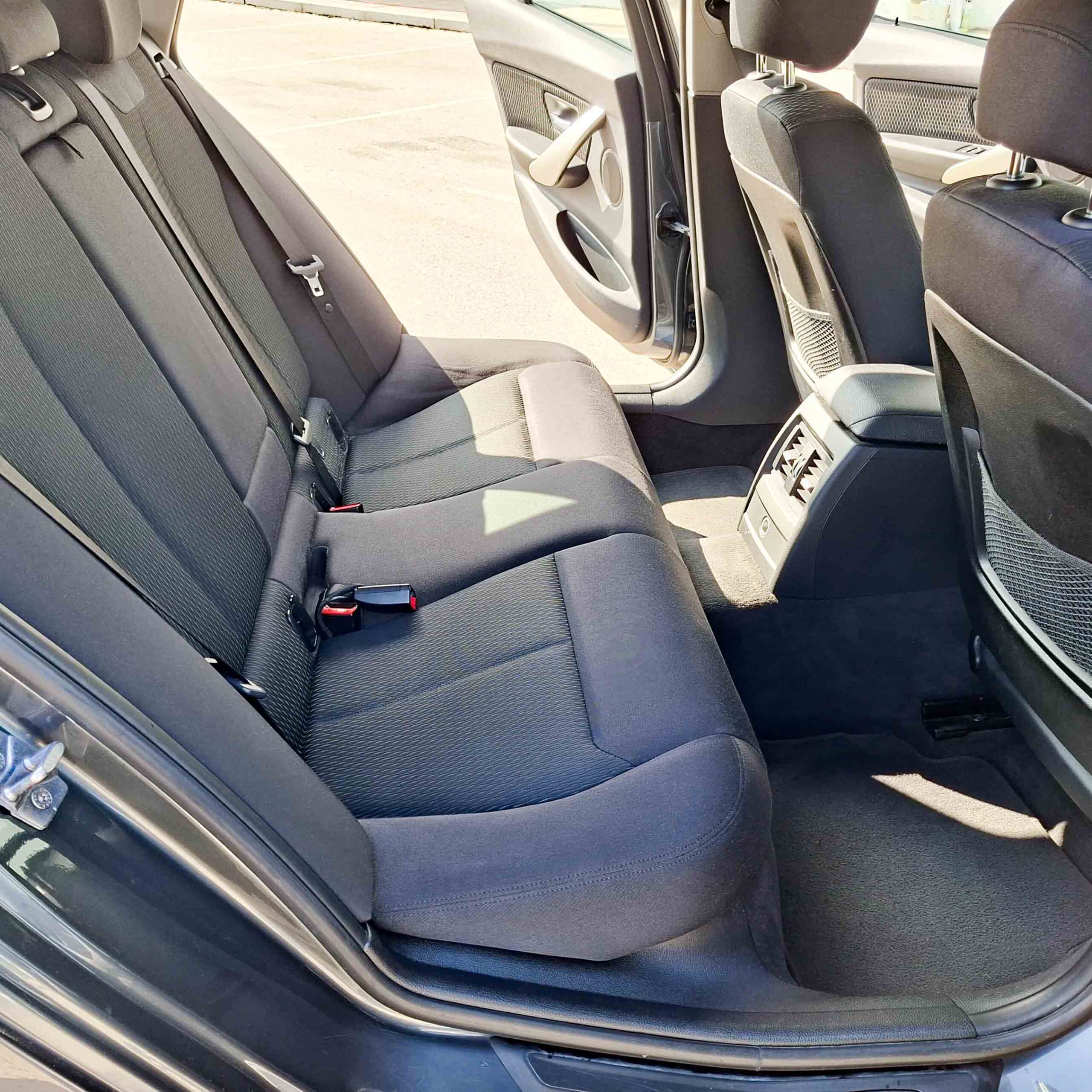 BMW SERIE 3 f31 320DA TOURING _ 184cv _ 2014 _ 219.000 kms _ Diesel _ AUT. _ Hasta 600 € de descuento por financiación