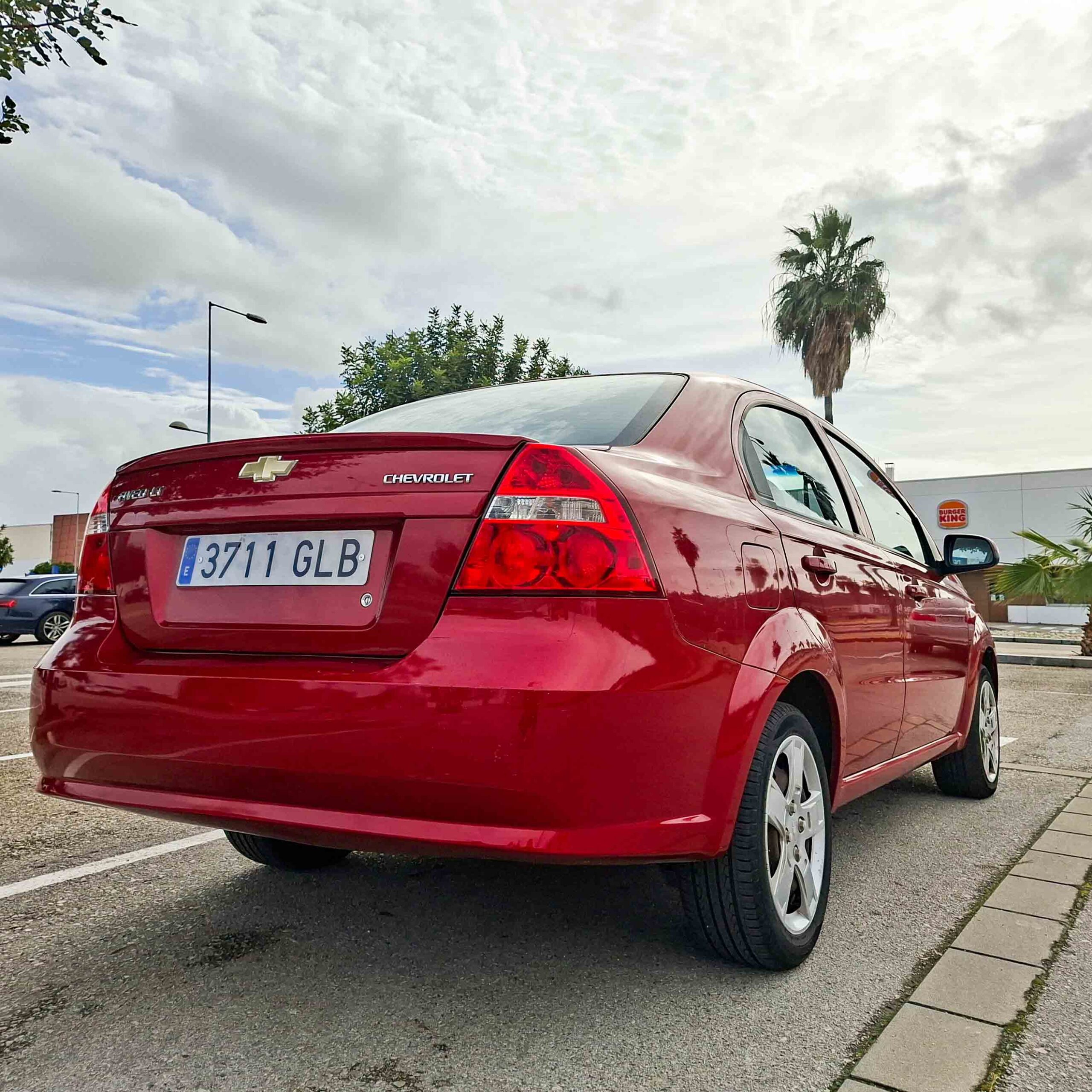 CHEVROLET AVEO 4p. SEDÁN 1.4 16v LS _ 94cv _ 2009 _ 91.000 kms _ Gasolina