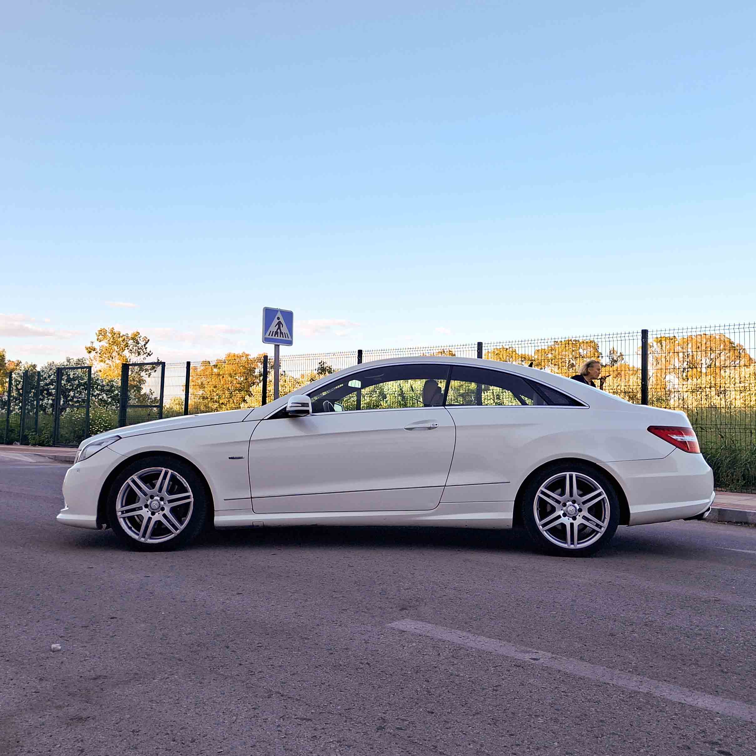 MERCEDES BENZ CLASE E COUPE 350CDI 3.0 V6 24v 7G-Tronic BE (c207) _ 231cv _ 2011 _ 169.000 kms _ Diesel _ AUT.
