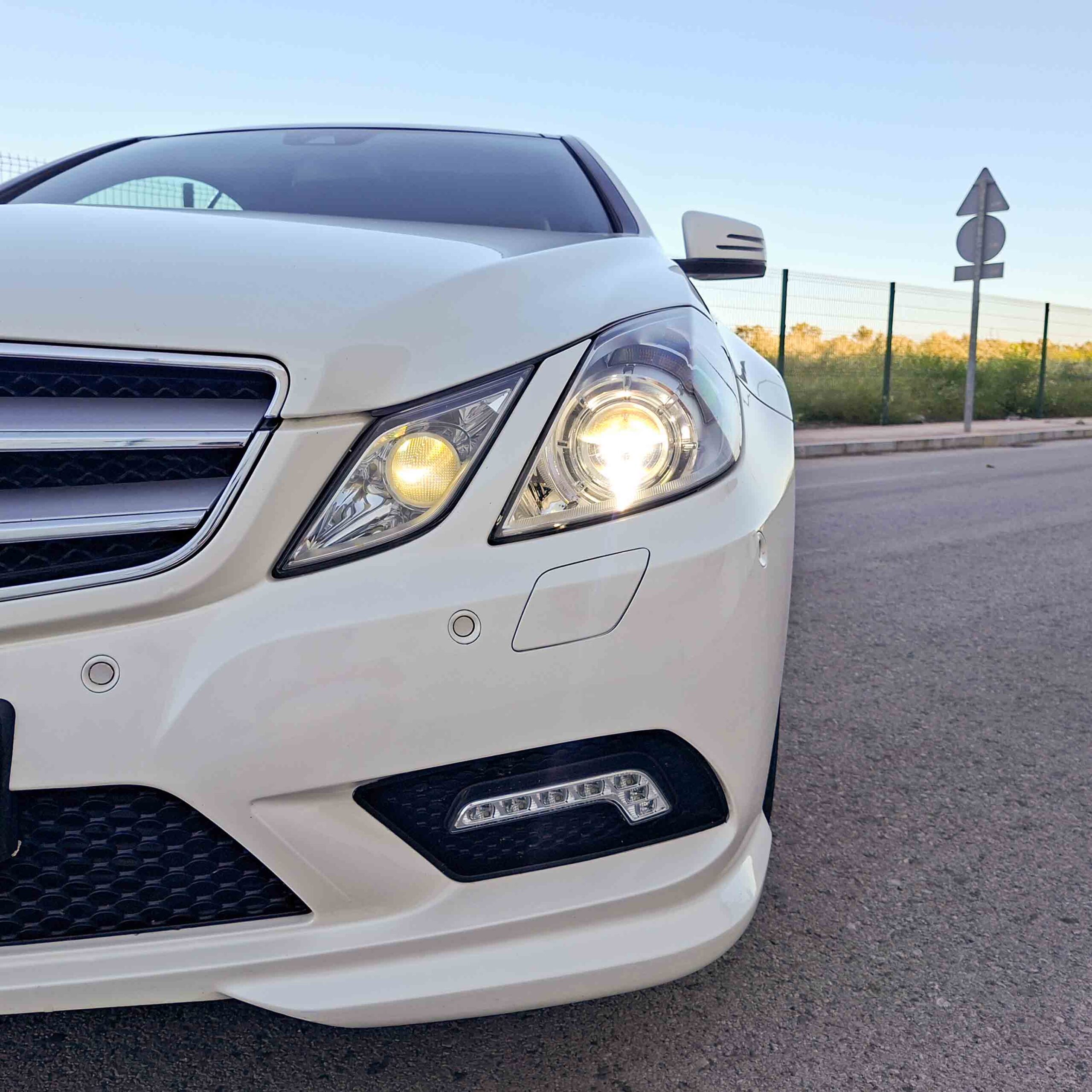 MERCEDES BENZ CLASE E COUPE 350CDI 3.0 V6 24v 7G-Tronic BE (c207) _ 231cv _ 2011 _ 169.000 kms _ Diesel _ AUT.