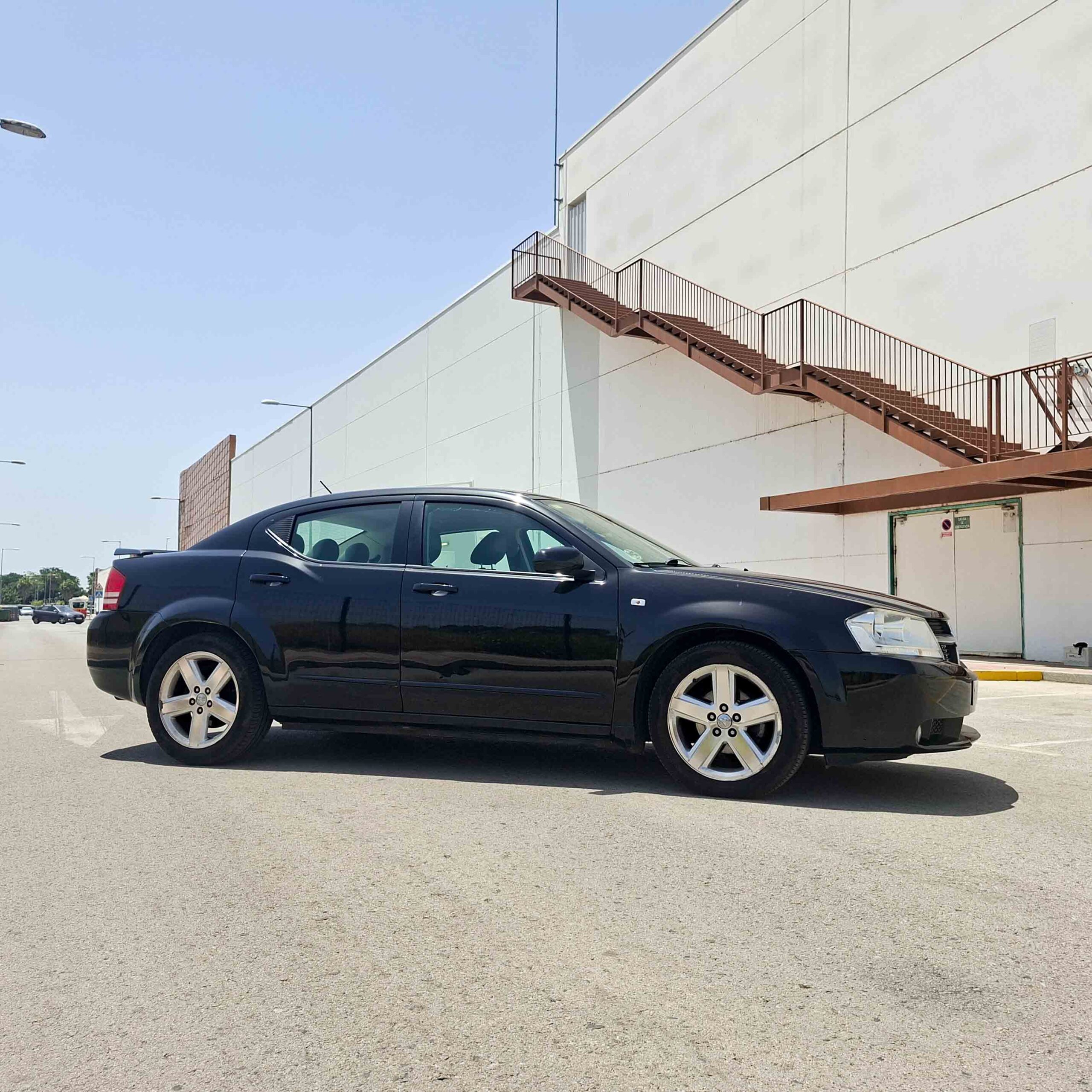 DODGE AVENGER 2.0 CRD SE _ 140 cv _ 2007 _ 244.000 kms _ Diesel