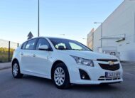 CHEVROLET CRUZE 1.6 LS+ AA _ 124 cv _ 2013 _ 114.000 kms _ Gasolina _ 5p. _ Manual