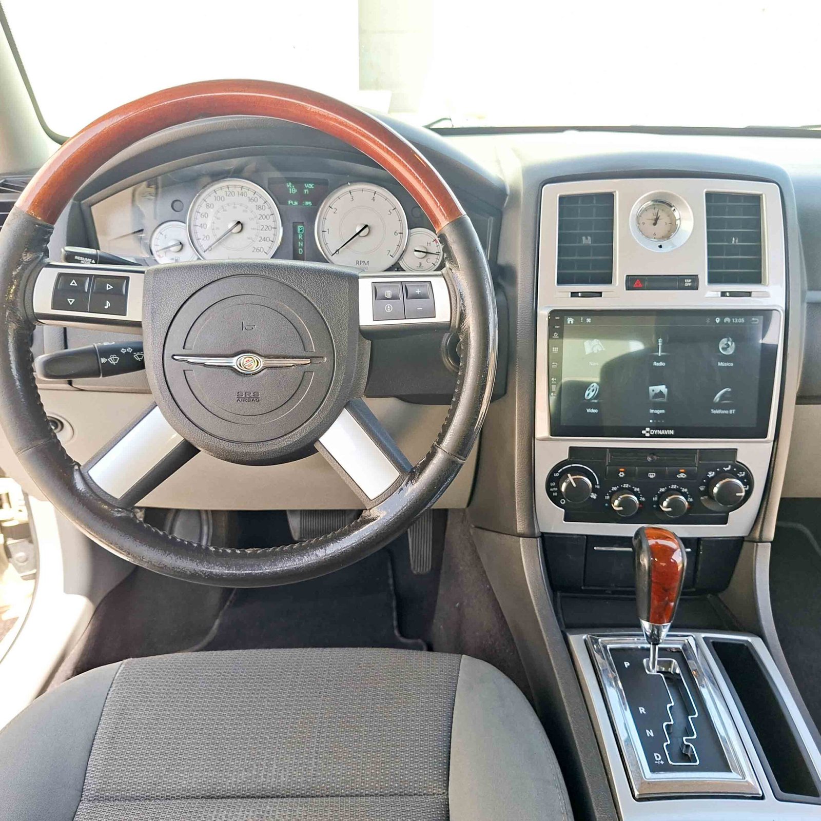 CHRYSLER 300C _ 218 cv _ 2008 _ 280.000 kms _ Diesel _ AUT.