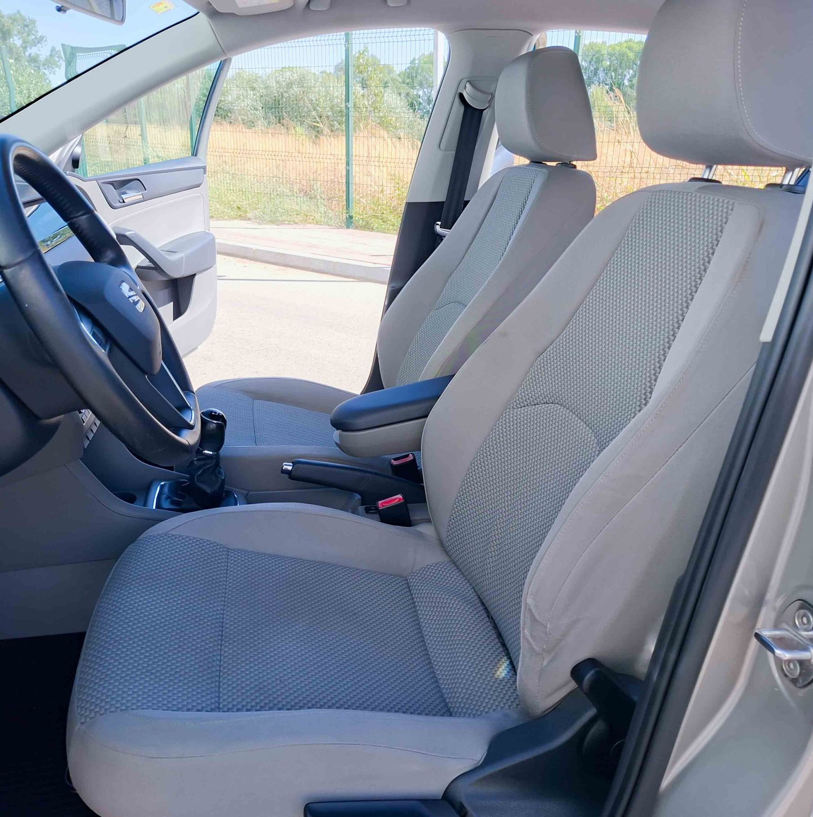 SEAT TOLEDO 1.6 Tdi STYLE _ 105 cv _ 2014 _ 149.000 kms _ Diesel _ Hasta 300€ descuento por financiación