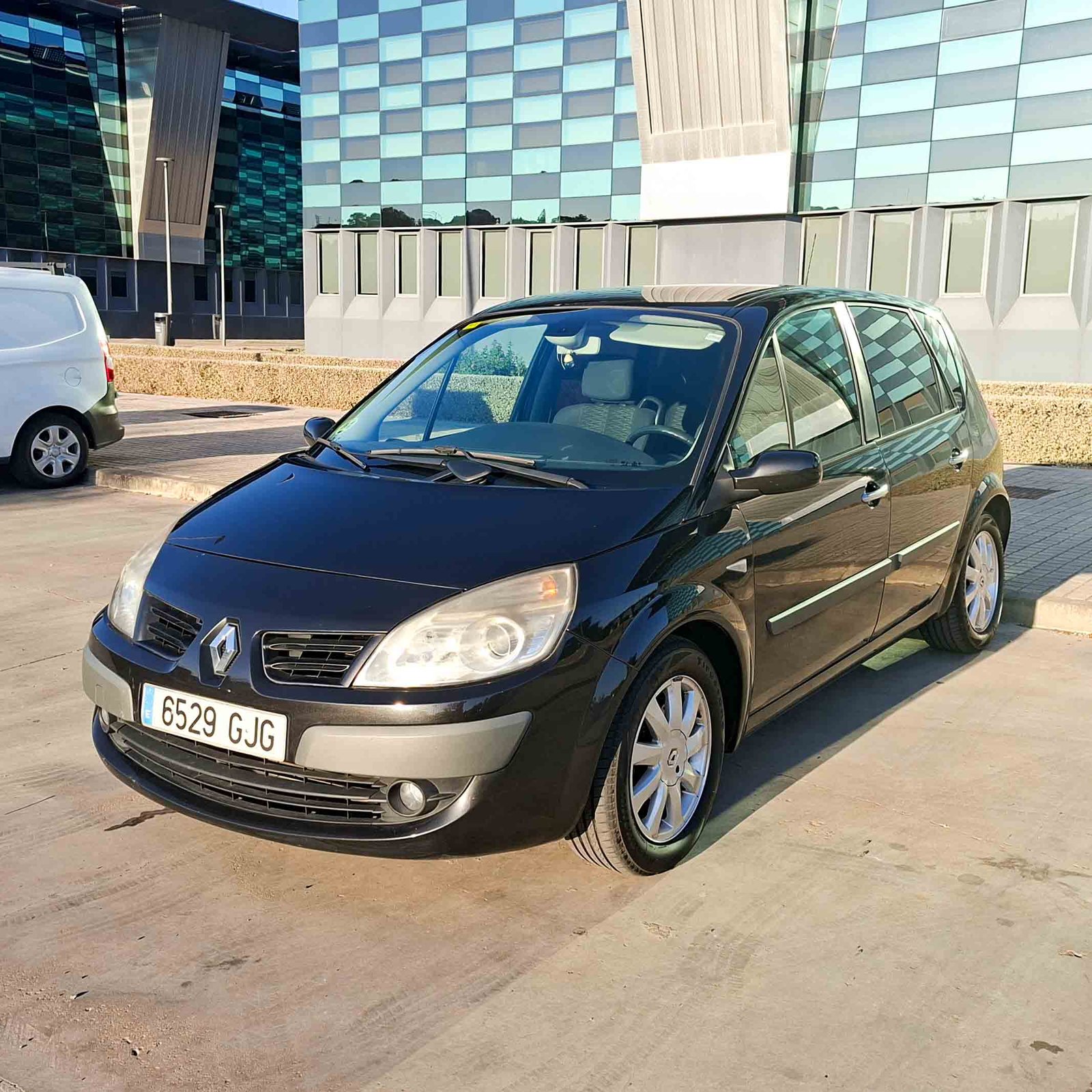 RENAULT SCENIC 1.9 Dci Dynamique _ 130 cv _ 2008 _ 134.000 kms _ Diesel