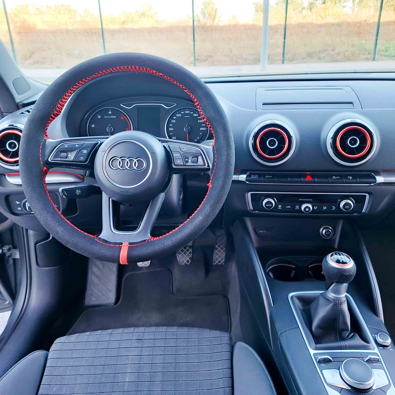 AUDI A3 SPORTBACK 1.6 TDI _ 110cv _ 2017 _ 160.000 kms _ Diesel _ Hasta 600€ de descuento por financiación