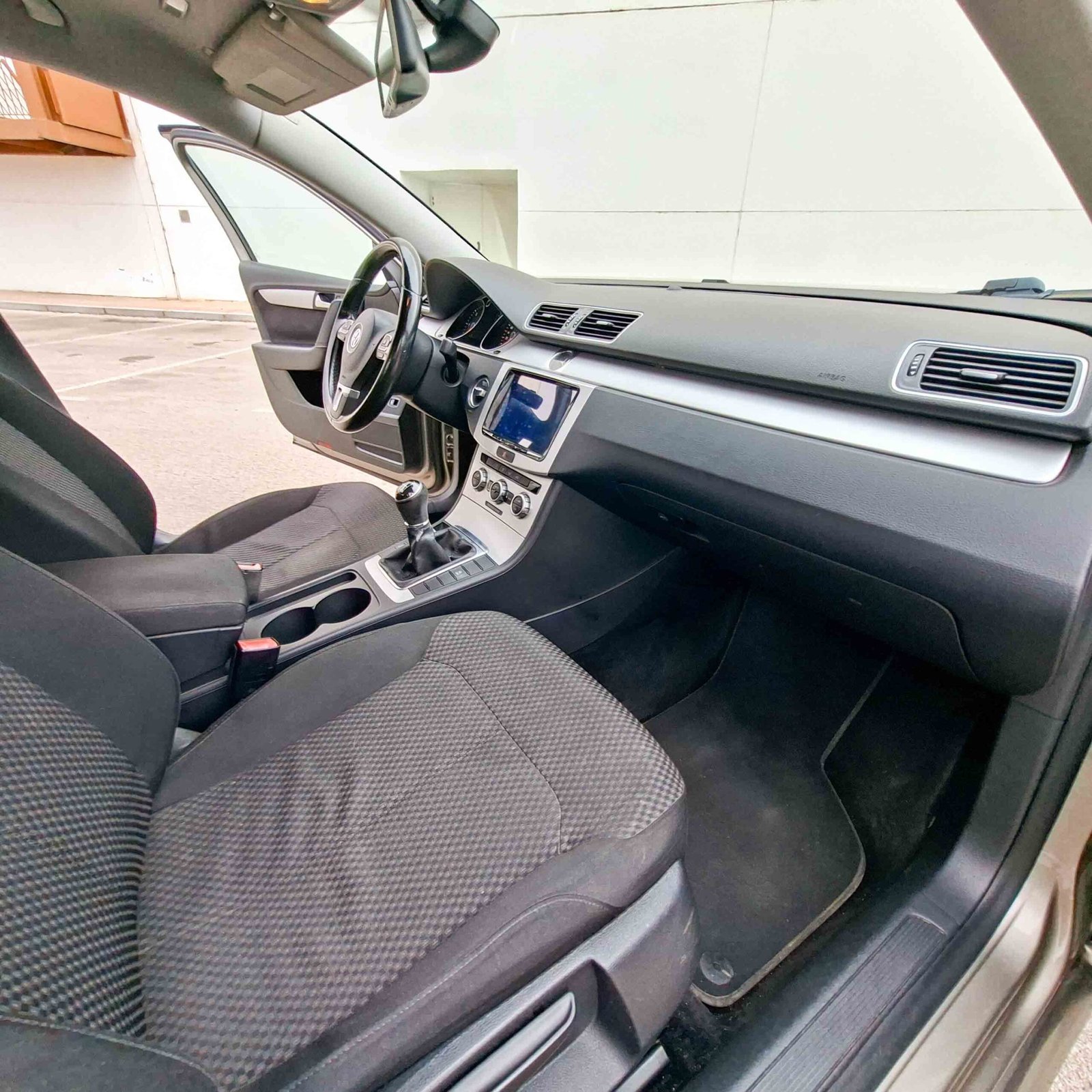 VOLKSWAGEN PASSAT 1.6 TDI ADVANCE BMT _ 105cv _ 2013 _ 199.000 kms _ Diesel